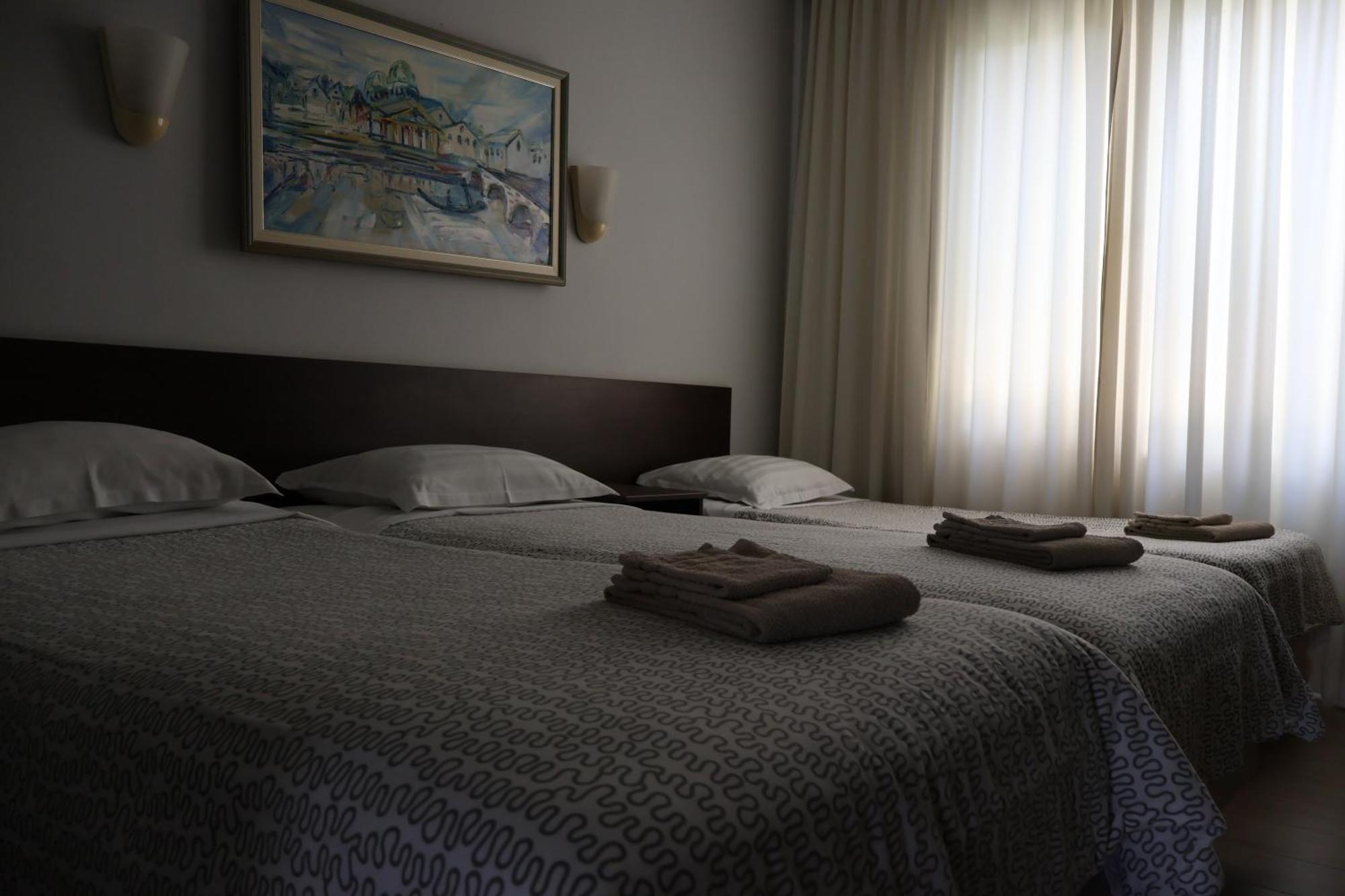 Family Hotel Avramov Vidin Eksteriør billede